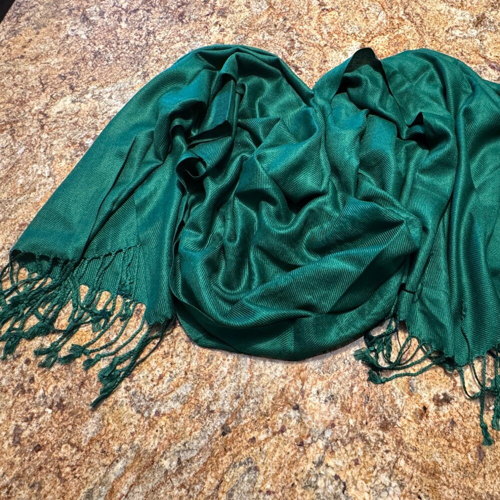Kelly Green Pashmina Scarf-Shawl